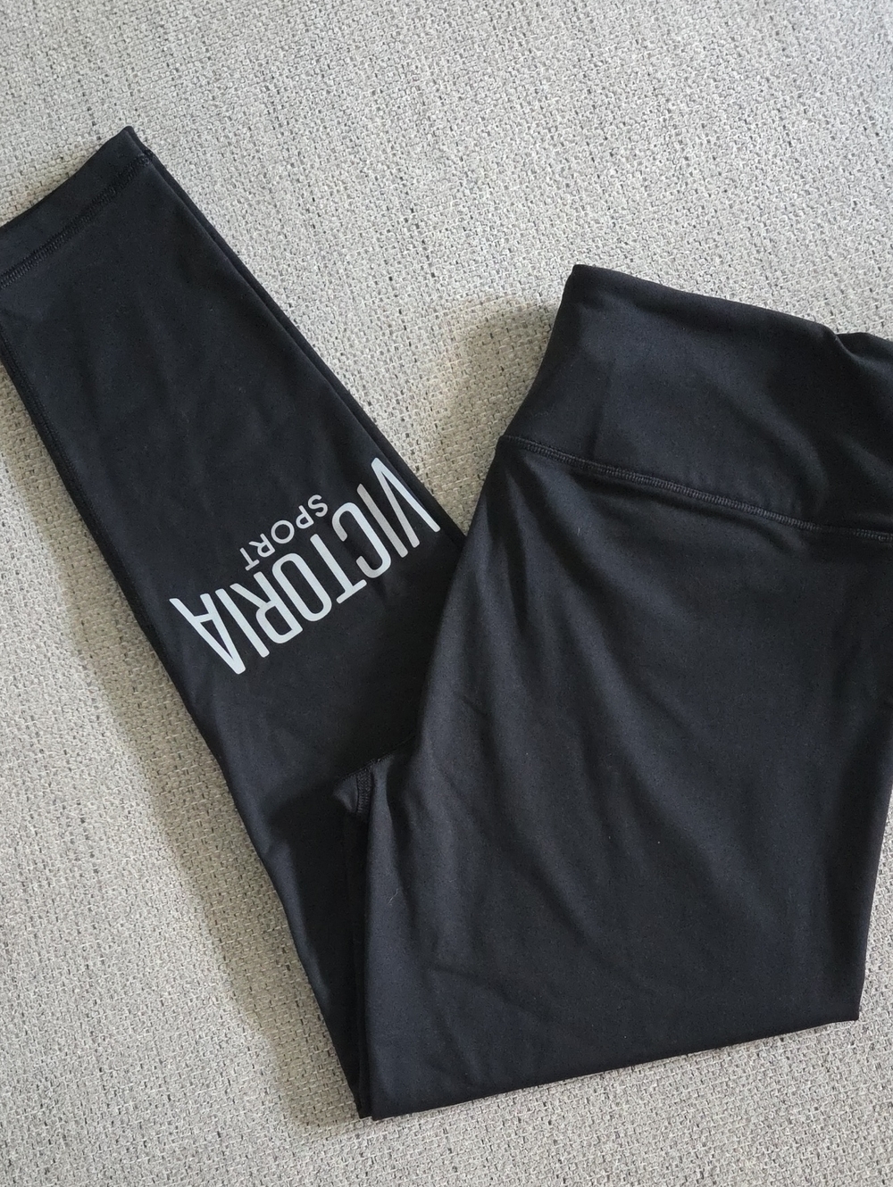 Victoria Sport High-Waist Black Performance Leggings